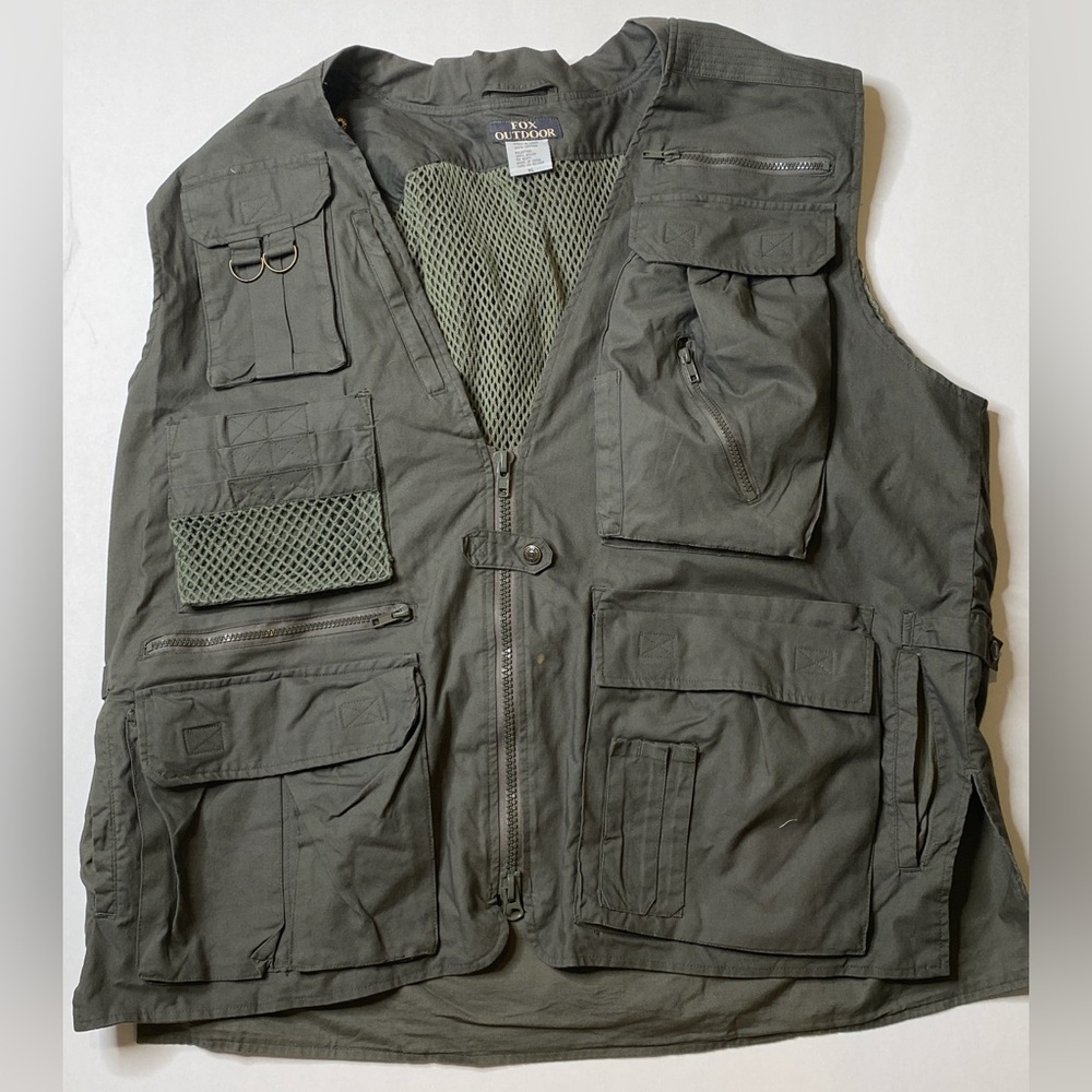 Fox outdoor Green Utility Vest with V-Neck Design size XL